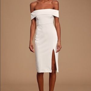 Off-White Off-the-Shoulder Bodycon Dress